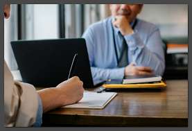 [🎙️컨설턴트 인터뷰] #2 이직과 전직에 성공하는 중장년 이력서 이렇게 쓰자